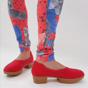 Beklina Aya Crochet Platform Geranium Size - Barely Worn